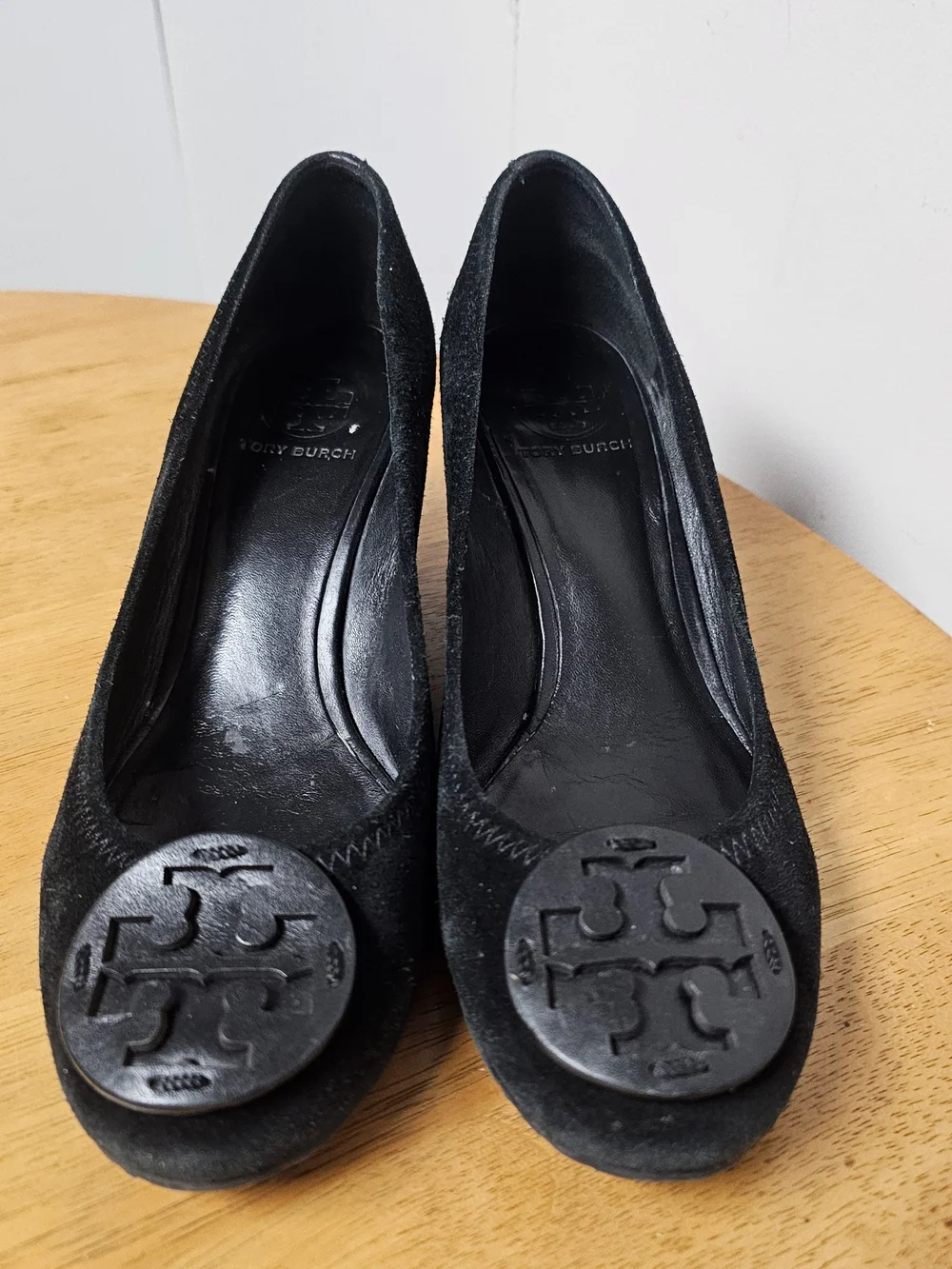 Tory Burch Black Suede Logo Ballet Flats Leather Womens Size 9 Office Siren Work